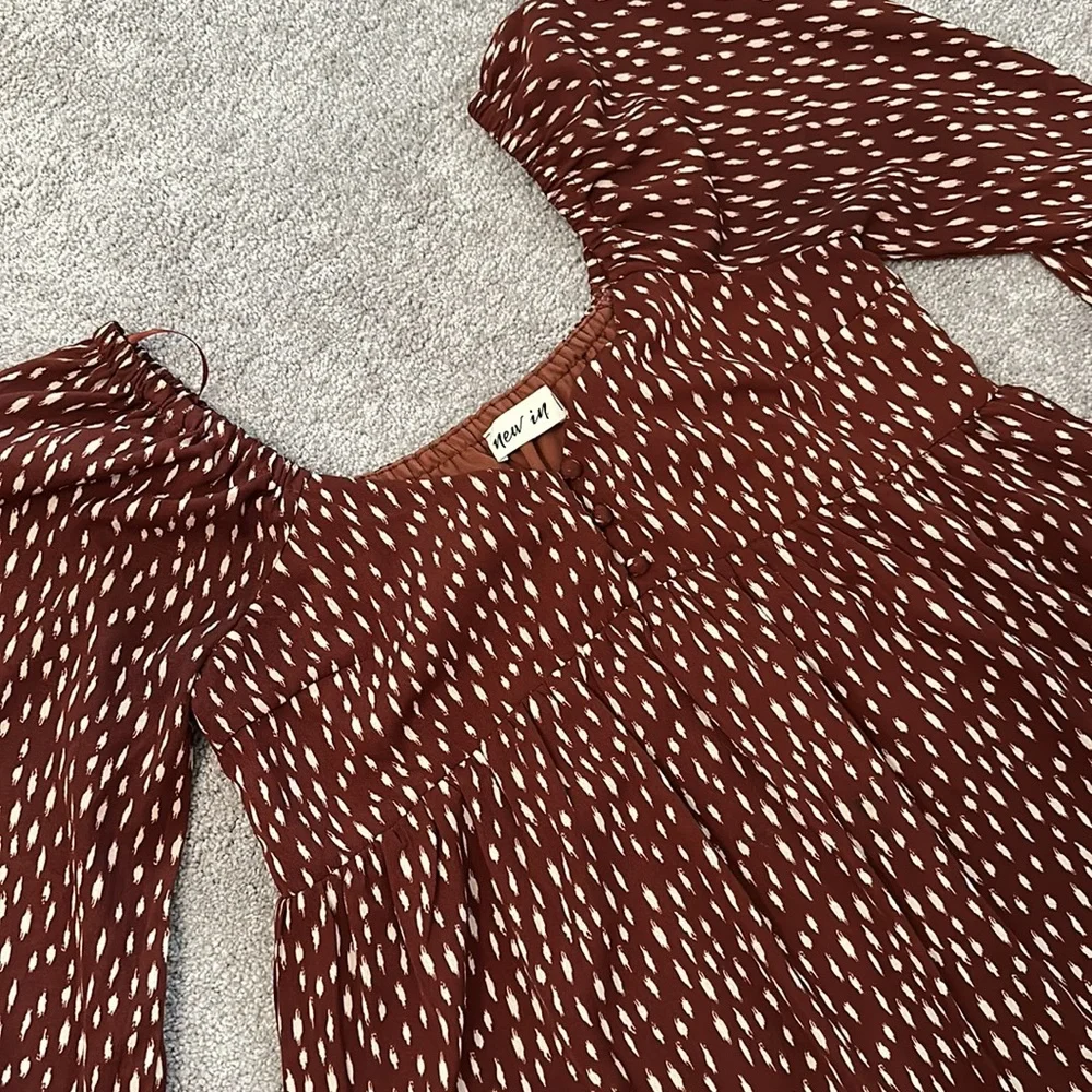 New In Patterned Dress - Picture 3 of 4